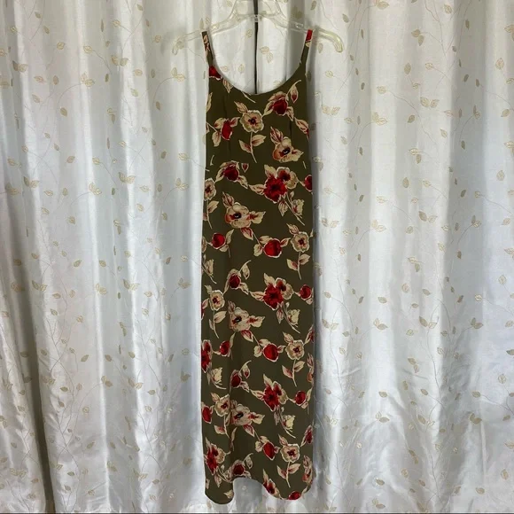 90'S IT GIRL - Picture 8 of 11